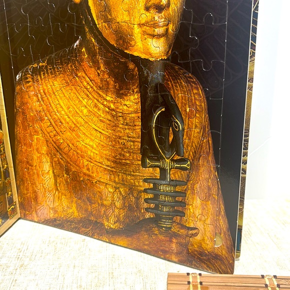 Tutankhamun Deluxe Jigsaw Puzzle Book - Picture 12 of 17